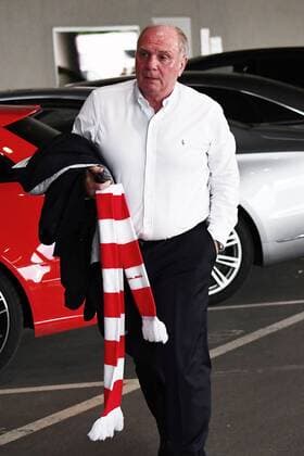 25.04.2018, xjhx, Fussball Champions League, FC Bayern Muenchen - Real Madrid, emspor, v.l. Praesident Uli Hoeness (FC Bayern Muenchen) bei der Ankunft in der Allianz Arena Muenchen