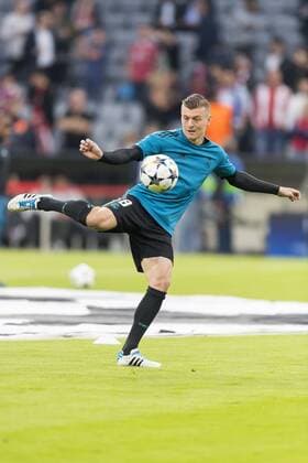 GER, UEFA CL, FC Bayern Muenchen (GER) vs Real Madrid (ESP) 25.04.2018, Allianz Arena, Muenchen, GER, UEFA CL, FC Bayern Muenchen (GER) vs Real Madrid (ESP), Halbfinale, im Bild Toni Kroos (Real 8)