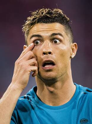 Bilder des Tages - SPORT München, 25.04.2018 Cristiano Ronaldo (Real) guckt erschrocken Bayern München - Real Madrid *** Munich 25 04 2018 Cristiano Ronaldo Real looks startled Bayern Munich Real Madrid