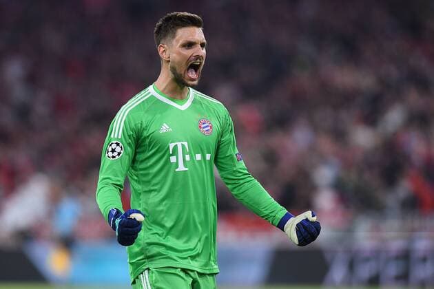 Fußball Champions League Halbfinale FC Bayern München - Real Madrid am 25.04.2018 in der Allianz Arena in München Sven Ulreich ( München ) bejubelt den Treffer Zum 1:0 durch Joshua Kimmich ( München )
