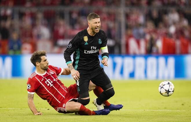 München, 25.04.2018 Javi Martinez (FCB), Sergio Ramos (Real) Bayern München - Real Madrid