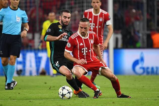 25.04.2018, xjhx, Fussball Champions League, FC Bayern Muenchen - Real Madrid, emspor, v.l. Dani Carvajal (Real Madrid), Franck Ribery (FCB - FC Bayern Muenchen) Muenchen