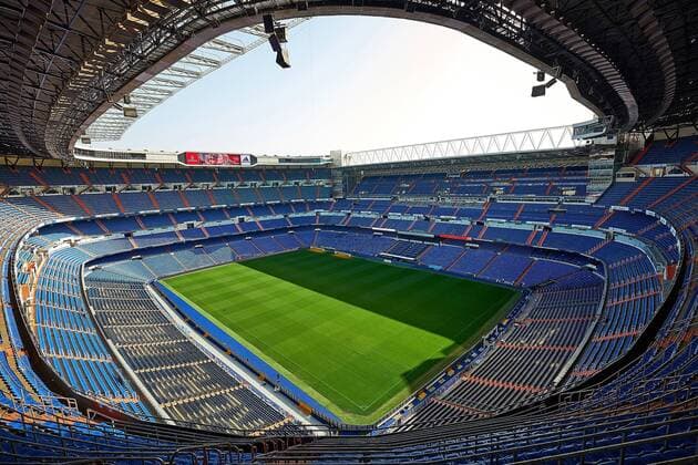 25.04.2018, xovx, Fussball Spanien Real Madrid Stadion, emspor, Estadio Santiago Bernabeu, Heimspielstätte von Real Madrid.Stadionansicht Innenraum, Rasen Madrid