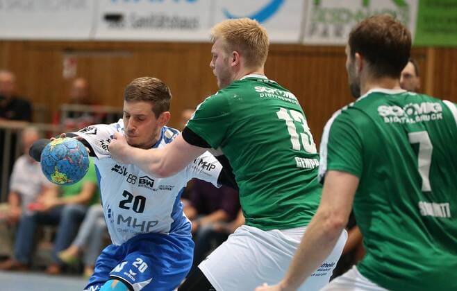 v.li.: Felix König (SG BBM Bietigheim), Patrick Gempp (DJK Rimpar Wölfe), Stefan Schmitt (DJK Rimpar Wölfe), DKB 2. Handball-Bundesliga, DJK Rimpar Wölfe - SG BBM Bietigheim,