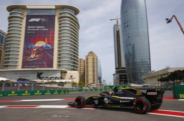 Motorsports: World Championship WM Weltmeisterschaft 2018; Grand Prix Azerbaijan, Grand Prix of Europe, Formula 1 2018 Azerbaijan Grand Prix, 55 Carlos Sainz (ESP, Renault ), Baku Azerbaijan