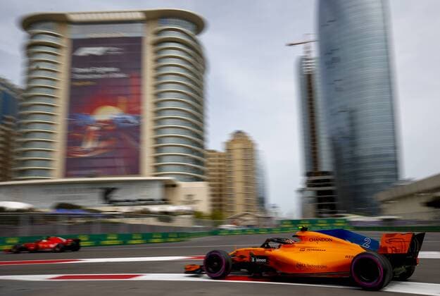 Motorsports: World Championship WM Weltmeisterschaft 2018; Grand Prix Azerbaijan, Grand Prix of Europe, Formula 1 2018 Azerbaijan Grand Prix, 2 Stoffel Vandoorne (BEL, McLaren Honda), Baku Azerbaijan