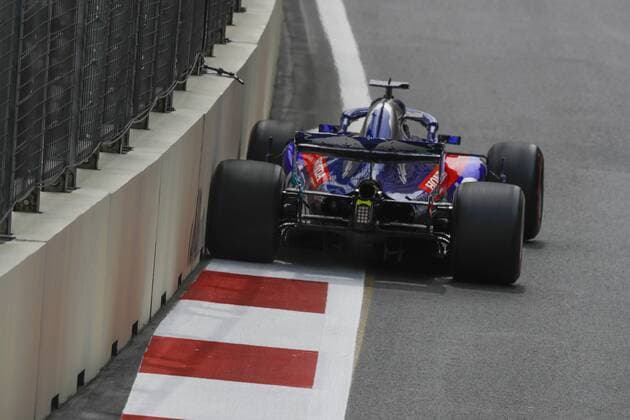 HARTLEY Brendon (nzl), Scuderia Toro Rosso Honda STR13, action during the 2018 Formula One World Championship WM Weltmeisterschaft Grand Prix of Europe in Azerbaijan from April 26 to 29 in Baku - Photo Motorsports: World Championship; 2018; Grand Prix Azerbaijan, Grand Prix of Europe, Formula 1 2018 Azerbaijan Grand Prix, Baku Azerbaijan