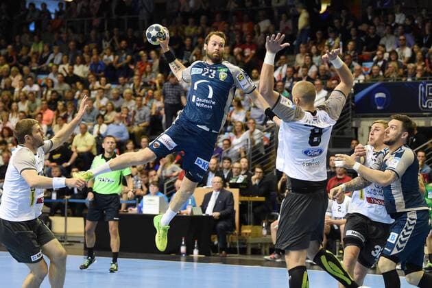 Handball, Herren, EHF-Pokal, Saison 2017 18, Viertelfinale, Rückspiel, Füchse Berlin - RK Nexe, Steffen Fäth (Nr. 23, Füchse Berlin), Marko Mrdenovic (Nr. 8, RK Nexe), 28.04.18, Copyright: xMichaelxHundtx xMatthiasxKochx