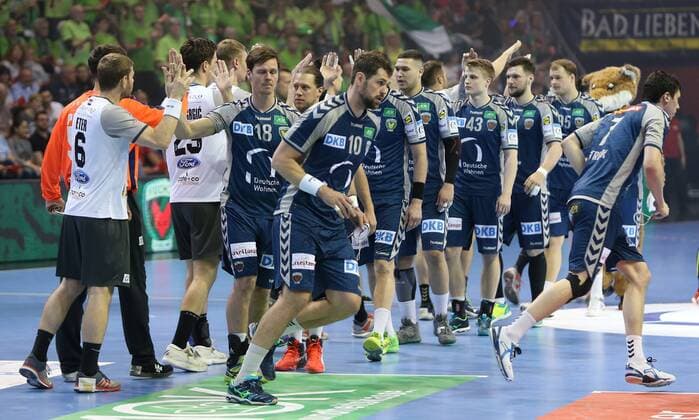 28.04.18, Handball - EHF CUP Quarter Final, Füchse Berlin - CRO RK Nexe Bild: Einmarsch der Füchse Berlin Handball - EHF CUP Quarter Final - Füchse Berlin - CRO RK Nexe