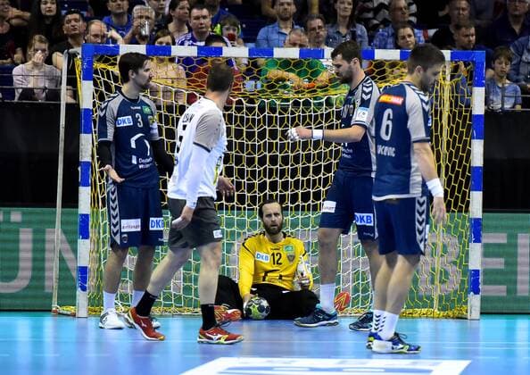EHF-Pokal-Viertelfinale, Fuechse Berlin - RK Nexe Nasice 28.04.2018 28.04.2018,Max Schmeling Halle,EHF-Pokal,Viertelfinale, Fuechse Berlin - RK Nexe Nasice,v.l. Fabian Wiede(Fuechse Berlin 3),Patrik Leban(RK Nexe Nasice 5),Silvio Heinevetter(Fuechse Berlin 12),Jakov Gojun(Fuechse Berlin 10),Drago Vukovic(Fuechse Berlin 6)
