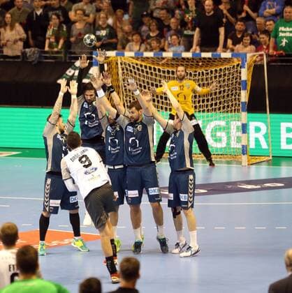 GER, EHF, FUECHSE BERLIN VS. RK Nexe 28.04.2018, Max Schmeling Halle, Berlin, GER, EHF, FUECHSE BERLIN VS. RK Nexe, im Bild Strafwurf, Sasa Jaman Barisic (Nexe 9)