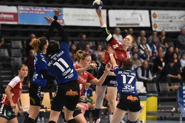 Kerstin Foth von Herrenberg beim Wurf GER, DJK MJC Trier - SG H2Ku Herrenberg, Handball, 2.Liga, Frauen, 28.04.2018 Trier Copyright: xEIBNER Kraemerx EP_EER