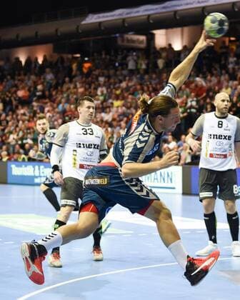 Handball, Herren, EHF-Pokal, Saison 2017 18, Viertelfinale, Rückspiel, Füchse Berlin - RK Nexe, Mattias Zachrisson (Nr. 21, Füchse Berlin), 28.04.18, Copyright: xMichaelxHundtx xMatthiasxKochx