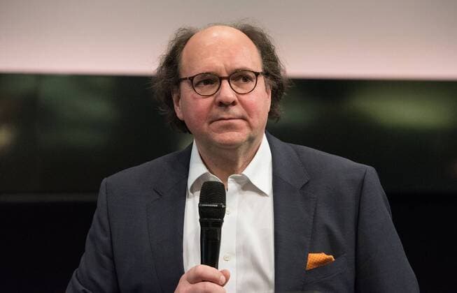 28.04.2018, xfux, Fussball 2.Bundesliga, SV Darmstadt 98 Premiere Lilienmusical Aus Tradition anders im Staatstheater in Darmstadt, emspor, emonline, deloka, v.l. Gernot Wojnarowicz (Darmaturgie Konzert Staatstheater Darmstadt) Darmstadt