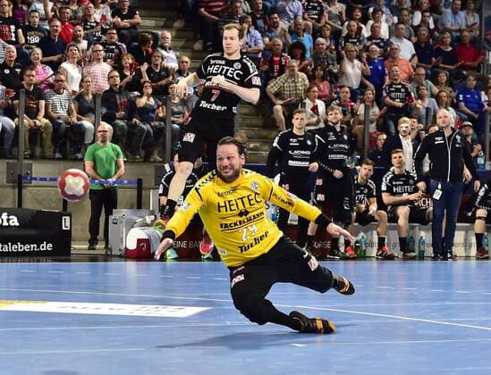 29.04.2018 - Handball - 1. Bundesliga DKB HBL - Saison 2017 2018 - 30. Spieltag: HC Erlangen Metropolregion Nürnberg HCE - HSG Wetzlar - OGo - Nikolas Katsigiannis (29, HC Erlangen HCE )