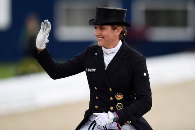 Dressur - Horses and Dreams 2018 - CDI4* GP FS - Grand Prix Freestyle to Music am 28.04.2018 auf dem Hof Kasselmann in Hagen a.T.W. Victoria Michalke (Deutschland) frei sich.