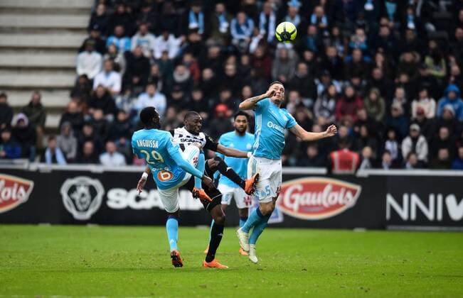 Lucas Ocampos ( Olympique Marseille ) - Andre Franck Zambo Anguissa ( Olympique Marseille ) FOOTBALL : SCO Angers vs Olympique de Marseille - Ligue 1 - Angers - 29 04 2018 FedericoPestellini Panoramic 