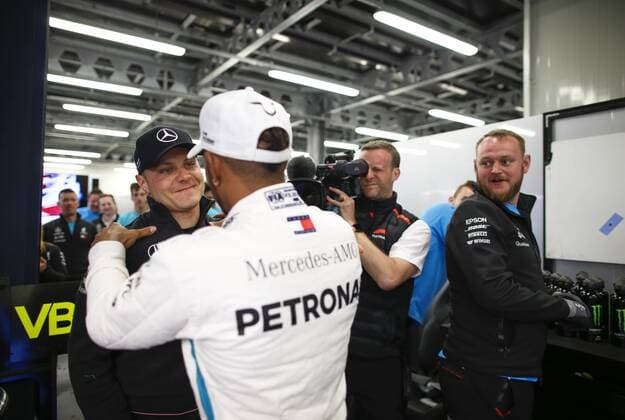 Motorsports: World Championship WM Weltmeisterschaft 2018; Grand Prix Azerbaijan, Grand Prix of Europe, Formula 1 2018 Azerbaijan Grand Prix, 44 Lewis Hamilton (GBR, Mercedes AMG Petronas F1 Team), 77 Valtteri Bottas (FIN, Mercedes AMG Petronas), Baku Azerbaijan