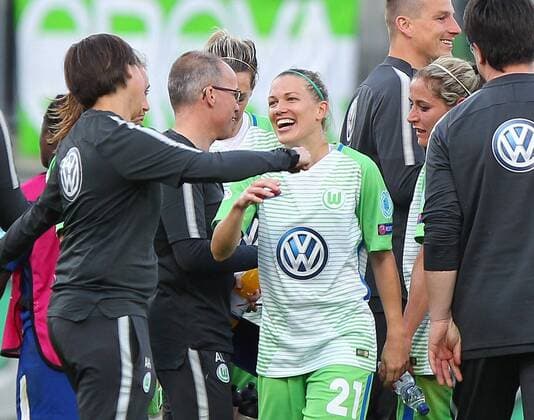 Wolfsburg vs Chelsea, CL Frauen Wolfsburg, Deutschland 29.04.2018, FUßBALL - VfL Wolfsburg vs FC Chelsea, Halbfinale, UEFA Frauen Champions League, Saison 2017-18. Bild zeigt: Schlussjubel Finale Wolfsburg