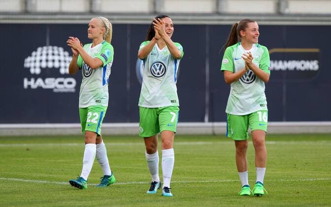Wolfsburg vs Chelsea, CL Frauen Wolfsburg, Deutschland 29.04.2018, FUßBALL - VfL Wolfsburg vs FC Chelsea, Halbfinale, UEFA Frauen Champions League, Saison 2017-18. Bild zeigt: Schlussjubel Finale Wolfsburg