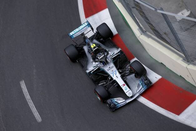 Motorsports: World Championship WM Weltmeisterschaft 2018; Grand Prix Azerbaijan, Grand Prix of Europe, Formula 1 2018 Azerbaijan Grand Prix, 77 Valtteri Bottas (FIN, Mercedes AMG Petronas), Baku Azerbaijan