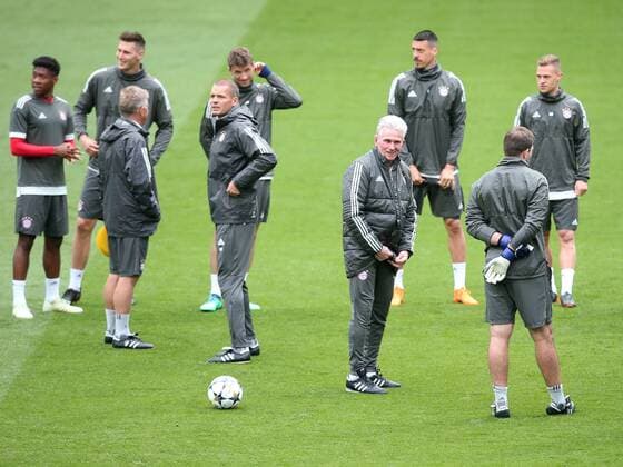 Trainer Jupp Heynckes (FC Bayern Muenchen) und die Spieler, Training, Real Madrid CF vs FC Bayern Muenchen, Champions League, Halbfinale, Fussball, 30.04.2018, Training, Real Madrid CF vs FC Bayern Muenchen, Champions League, Halbfinale, Fussball, 30.04.2018 Madrid Copyright: xLanger Eibner-Pressefotox EP_HLR