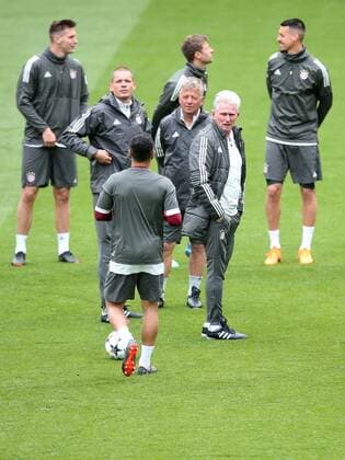 Thiago Alcantara (FC Bayern Muenchen 6) Co-Trainer Hermann Gerland (FC Bayern Muenchen) Trainer Jupp Heynckes (FC Bayern Muenchen), Training, Real Madrid CF vs FC Bayern Muenchen, Champions League, Halbfinale, Fussball, 30.04.2018, Training, Real Madrid CF vs FC Bayern Muenchen, Champions League, Halbfinale, Fussball, 30.04.2018 Madrid Copyright: xLanger Eibner-Pressefotox EP_HLR