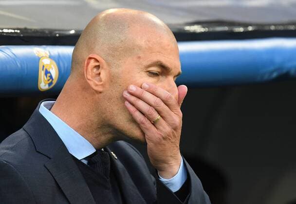 01.05.2018, xfux, Fussball Champions League, Halbfinale, Real Madrid - FC Bayern Muenchen, emspor, v.l. Trainer Zinedine Zidane (Real Madrid) enttaeuscht, enttaeuscht schauend, dissapointed Madrid