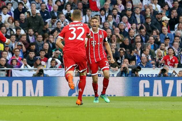 Joshua Kimmich (FC Bayern Muenchen 32) Thomas Mueller (FC Bayern Muenchen 25) nach dem 0:1, Real Madrid CF vs FC Bayern Muenchen, Champions League, Halbfinale, Fussball, 01.05.2018, Real Madrid CF vs FC Bayern Muenchen, Champions League, Halbfinale, Fussball, 01.05.2018 Madrid Copyright: xLanger Eibner-Pressefotox EP_HLR