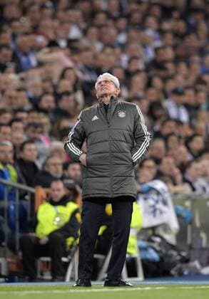 01.05.2018, Fussball UEFA Champions League 2017 2018, Halbfinale Rückspiel, Real Madrid - FC Bayern München, im Bernabeu-Stadion Madrid. Trainer Jupp Heynckes (FC Bayern München) unzufrieden.