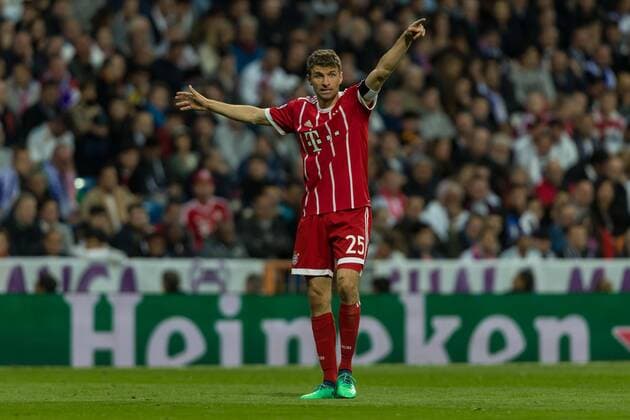 Madrid, Spanien 01.05.2018, UEFA Champions League - 2017 18 Season, Semi-finals, Halbfinale, Second leg, Rueckspiel, Real Madrid - FC Bayern Muenchen, Thomas Mueller (FCB) gestikuliert ( DeFodi048