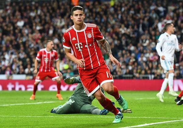 01.05.2018, xfux, Fussball Champions League, Halbfinale, Real Madrid - FC Bayern Muenchen, emspor, v.l. James Rodriguez (FC Bayern Muenchen) celebrate the goal, Der Torjubel zum Goal scored, erziehlt das Tor zum 2:2 Madrid