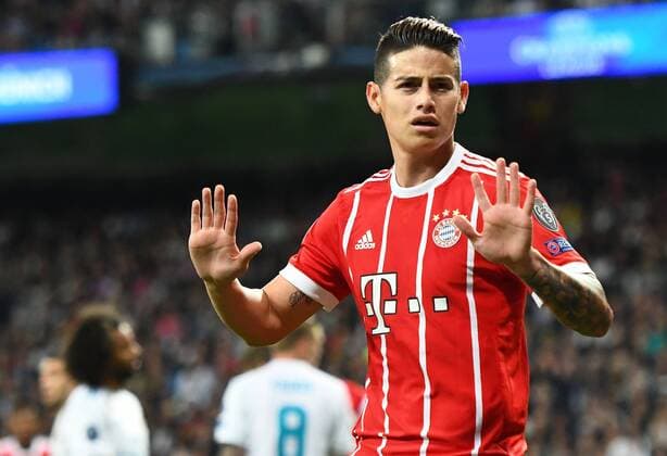 01.05.2018, xfux, Fussball Champions League, Halbfinale, Real Madrid - FC Bayern Muenchen, emspor, v.l. James Rodriguez (FC Bayern Muenchen) celebrate the goal, Der Torjubel zum 2:2 Madrid