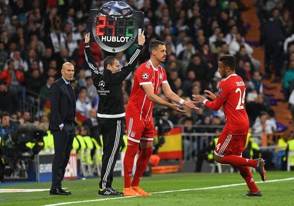 01.05.2018, xfux, Fussball Champions League, Halbfinale, Real Madrid - FC Bayern Muenchen, emspor, v.l. Sandro Wagner (FC Bayern Muenchen), Corentin Tolisso (FC Bayern Muenchen) Madrid