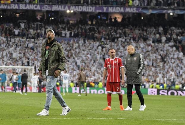 01.05.2018, Fussball UEFA Champions League 2017 2018, Halbfinale Rückspiel, Real Madrid - FC Bayern München, im Bernabeu-Stadion Madrid. Frust nach dem Ausscheiden aus der Championsleague, v.li: Jerome Boateng (FC Bayern München), Franck Ribery (FC Bayern München), Arjen Robben (FC Bayern München),