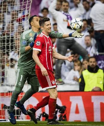 Madrid, 01.05.2018 Torwart Manuel Neuer (FCB), Robert Lewandowski (FCB) Real Madrid - Bayern München