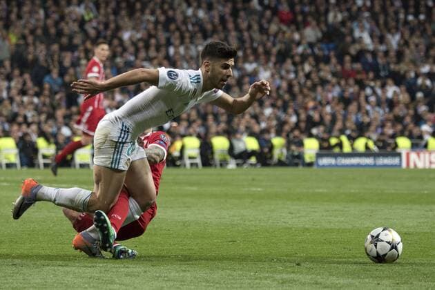 Marco Asensio und James Rodriguez beim UEFA Champions League Halbfinalspiel Real Madrid gegen FC Bayern München (2:2) im Estadio Santiago Bernabeu. Madrid, 01.05.2018