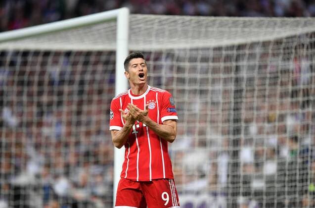 Robert Lewandowski (FC Bayern), enttäuscht Real Madrid - FC Bayern UEFA-Champions League, CL, Halbfinale, 1 2 Finale, Rückspiel, Saison 2017 2018, Fußball, Fussball, soccer, Herren, Deutschland, Germany, Madrid, 1.5.2018 Stadion Bernabeu