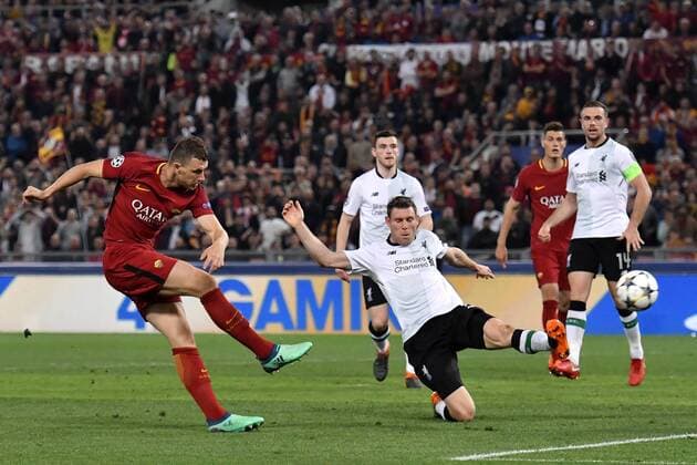 Bilder des Tages - SPORT Gol Edin Dzeko Roma 2-2 Goal celebration Roma 02-05-2018 Stadio Olimpico Football Calcio UEFA Champions League 2017 2018 AS Roma - Liverpool Semifinali di ritorno, Semi finals 2nd leg Foto Andrea Staccioli Insidefoto andreaxstaccioli