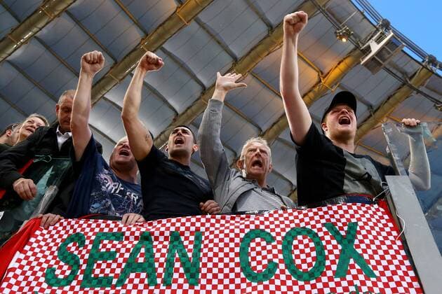 Themen der Woche - SPORT Bilder des Tages - SPORT May 2, 2018 - Rome, Italy - Liverpool supporters with a banner in honor of the irish fan Sean Cox at Olimpico Stadium in Rome, Italy on May 02, 2018. A.S. Roma v Liverpool - UEFA Champions League Semi Final Second Leg  - ZUMAn230 20180502_zaa_n230_888 Copyright: xMatteoxCiambellix