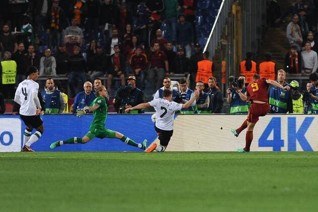 IPP20180502 Football - soccer: UEFA Champions League 2017 2018, AS Rom - FC Liverpool, il gol di Edin Dzeko. (Hinweis: Verwendung nur in Deutschland - only Germany) *** IPP20180502 Football soccer UEFA Champions League 2017 2018 Roma Roma Liverpool il gol di Edin Dzeko Note Use only in Germany only Germany 