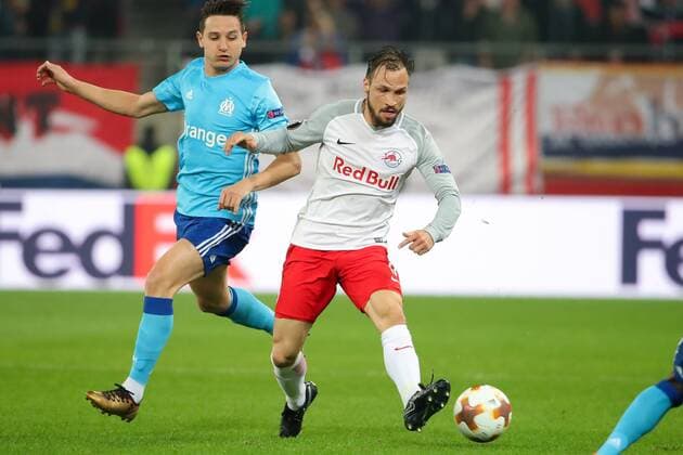 SOCCER - EL, RBS vs Marseille SALZBURG,AUSTRIA,03.MAY.18 - SOCCER - UEFA Europa League, semifinal, Red Bull Salzburg vs Olympique Marseille. Image shows Florian Thauvin (Marseille) and Andreas Ulmer (RBS). GEPAxpictures xChristianxWalgram