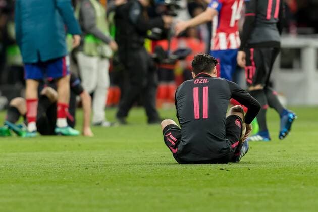 Spanien, Madrid 03.05.2018, UEFA Europa League - 2017 2018 Season, Semi-finals, Second leg, Halbfinale, Atletico Madrid - Arsenal FC, Mesut Oezil (AFC) enttaeuscht ( DeFodi048