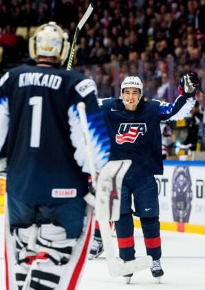 180504 Johnny Gaudreau of USA celebrates with teammate and goaltender Keith Kinkaid after the IIHF Ice hockey Eishockey World Championship WM Weltmeisterschaft match between USA and Canada on May 4, 2018 in Herning. Photo: Vegard Wivestad Gr¿tt BILDBYRN kod VG 170149 Copyright: VEGARDxWIVESTADxGR¯TT BB180504BB212