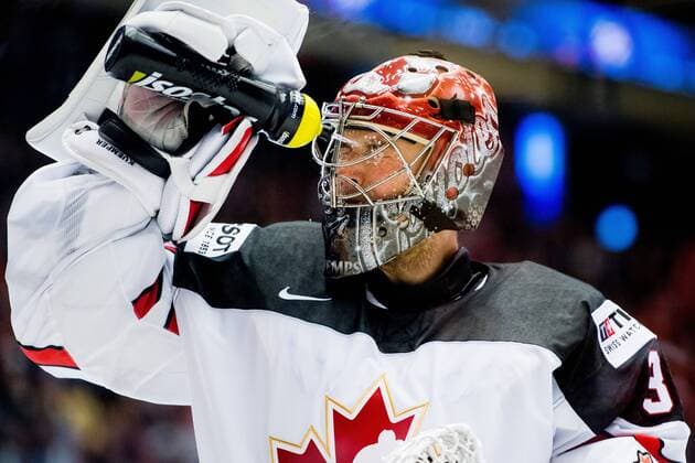 180504 Goaltender Darcy Kuemper of Canada during the IIHF Ice hockey Eishockey World Championship WM Weltmeisterschaft match between USA and Canada on May 4, 2018 in Herning. Photo: Vegard Wivestad Gr¿tt BILDBYRN kod VG 170149 Copyright: VEGARDxWIVESTADxGR¯TT BB180504BB218
