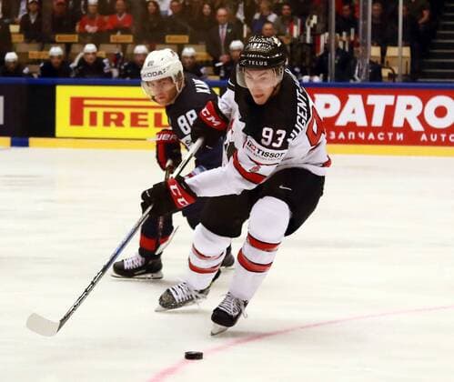 Eishockey WM, Kanada - USA 4th May 2018, Jyske Bank Boxen, Herning, Denmark; IIHF Ice hockey Eishockey World Championships, Group B, USA versus Canada; Ryan NUGENT-HOPKINS (Canada) turns away from the challenge  ActionPlus12019560