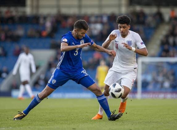 4th May, Proact Stadium, Derbyshire, England; UEFA Under 17 European Championships, England U17s versus Israel U17s; Hanan Hen Biton of Israel attempts to block the ball in front of Xavier Amaechi of England  ActionPlus12019590