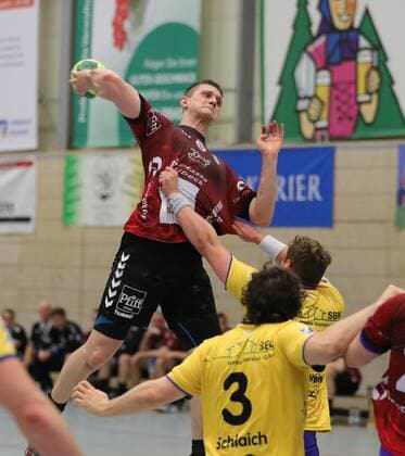 2.HBL HSG Konstanz - VFL Luebeck Schwartau 24:31. Pawel Genda (SCH) beim Wurf 2. Liga, Handball, HSG Konstanz - VFL Luebeck Schwartau, 04.05.2018 Konstanz Copyright: xEIBNER PeterxPisax EP_EER