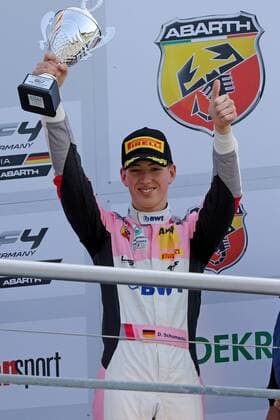 David Schumacher (GER) (US Racing - CHRS) freut sich über Platz 1 in der Rookie-Wertung bei der Formel 4 Meisterschaft beim DTM-Lauf auf dem Hockenheimring. Copyright Thomas Pakusch