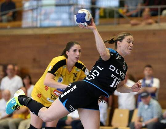 Bietigheim, Handball 1. Bundesliga SG BBM Bietigheim vs. HC Rödertal: v.l. Anna Loerper (BBM)